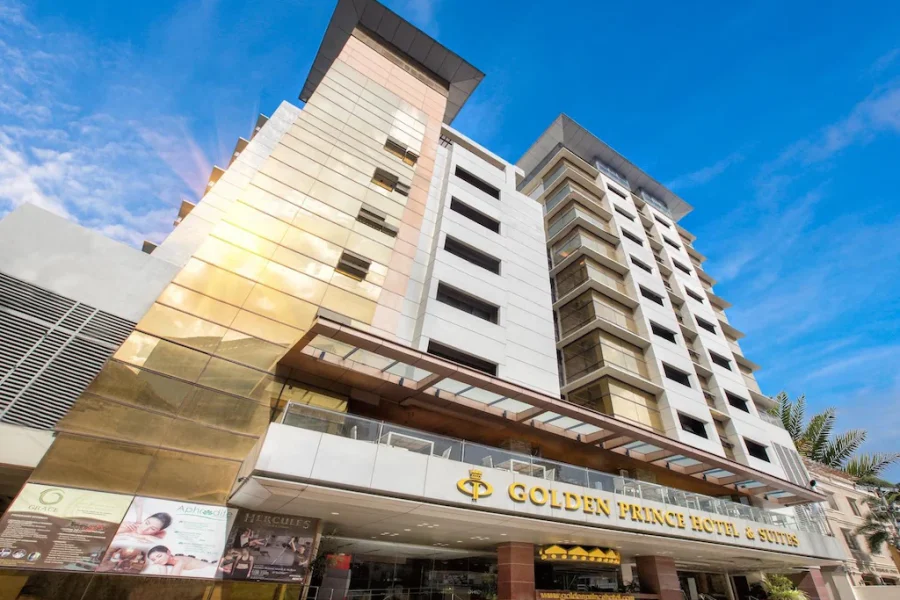 Golden Prince Hotel and Suites